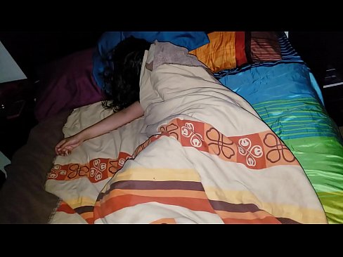 ❤️ Stiefson beréiert seng jonk Stéifmamm wärend hatt schléift. Porno op lb.javarchive.top ☑