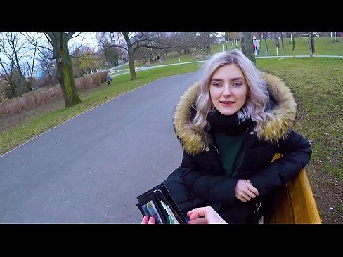❤️ Drénkt e Frieme säi waarme Spuer fir Suen - Blowjob am Park vum Eva Elfie Porno op lb.javarchive.top ☑